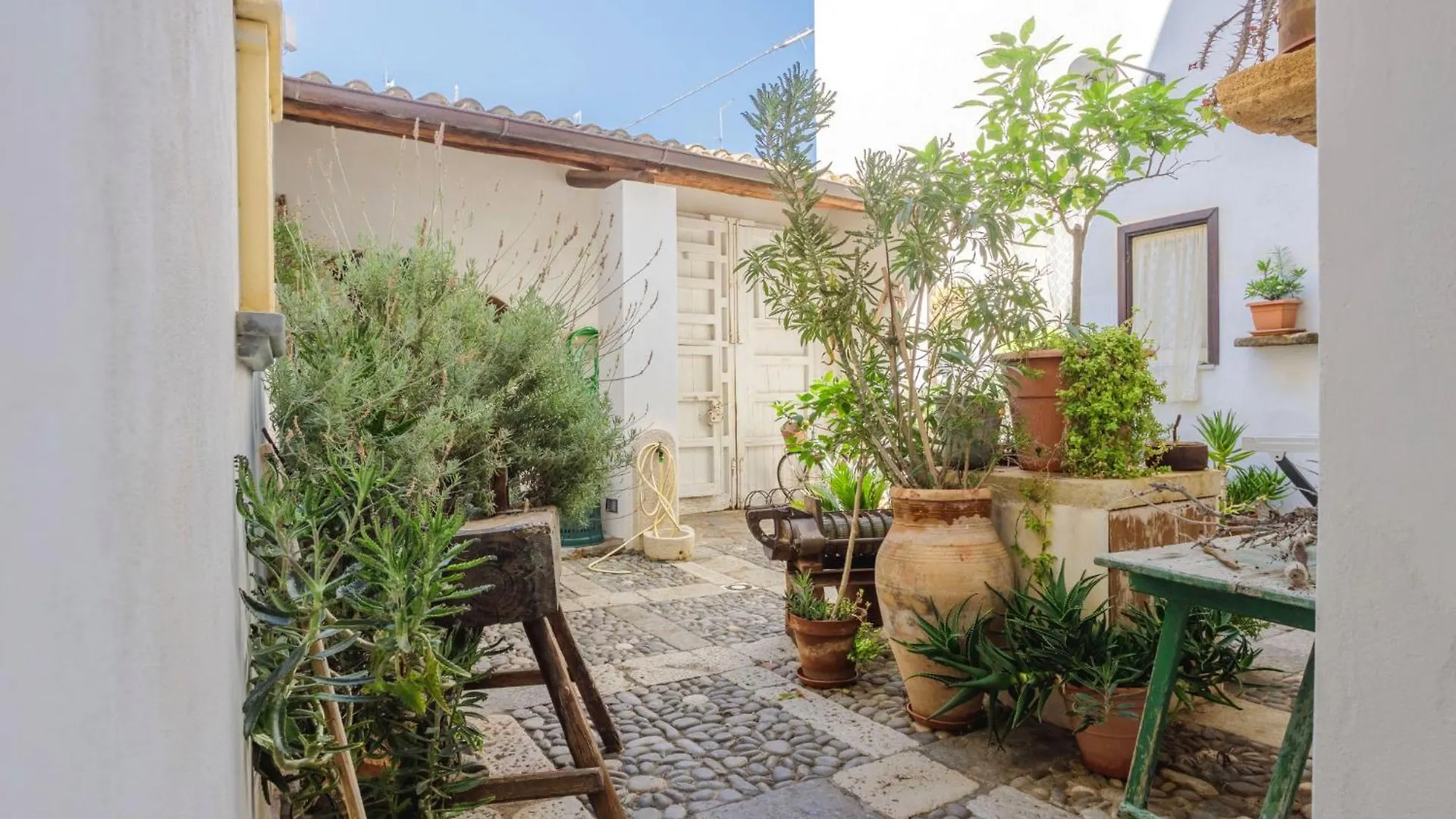 Apartment Gaia Giallo By Interhome San Vito Lo Capo
